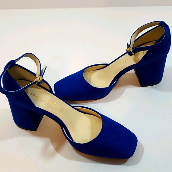 bettye muller Shoes - Bettye Muller~Size 8M~Royal Blue Genny Pump Shoes.